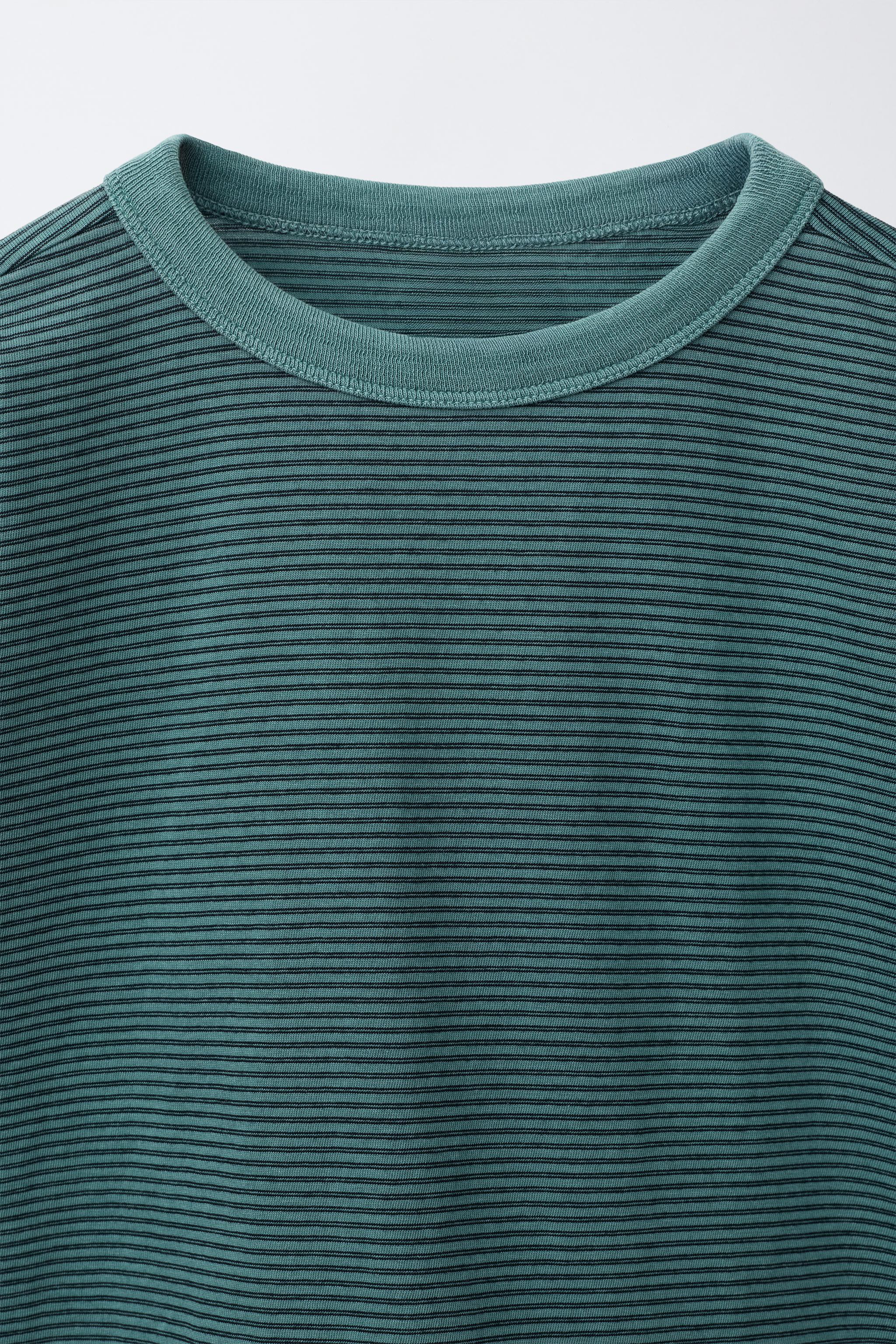 T-SHIRT À RAYURES