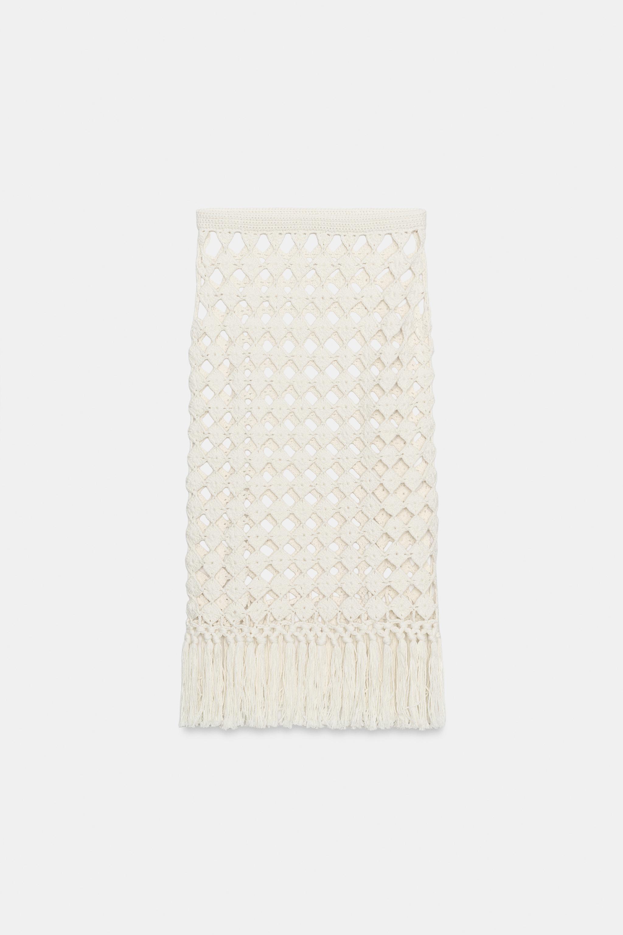 CROCHET FRINGED KNIT SKIRT