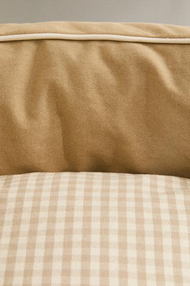 GINGHAM PET BED WITH CUSHION - Beige by Zara - Image 3
