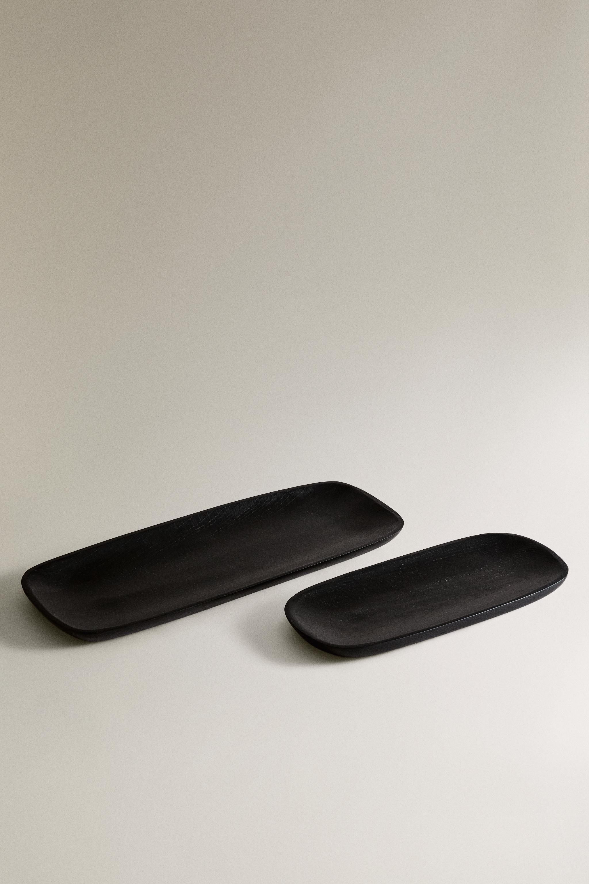 DARK WOOD TRAY — Black