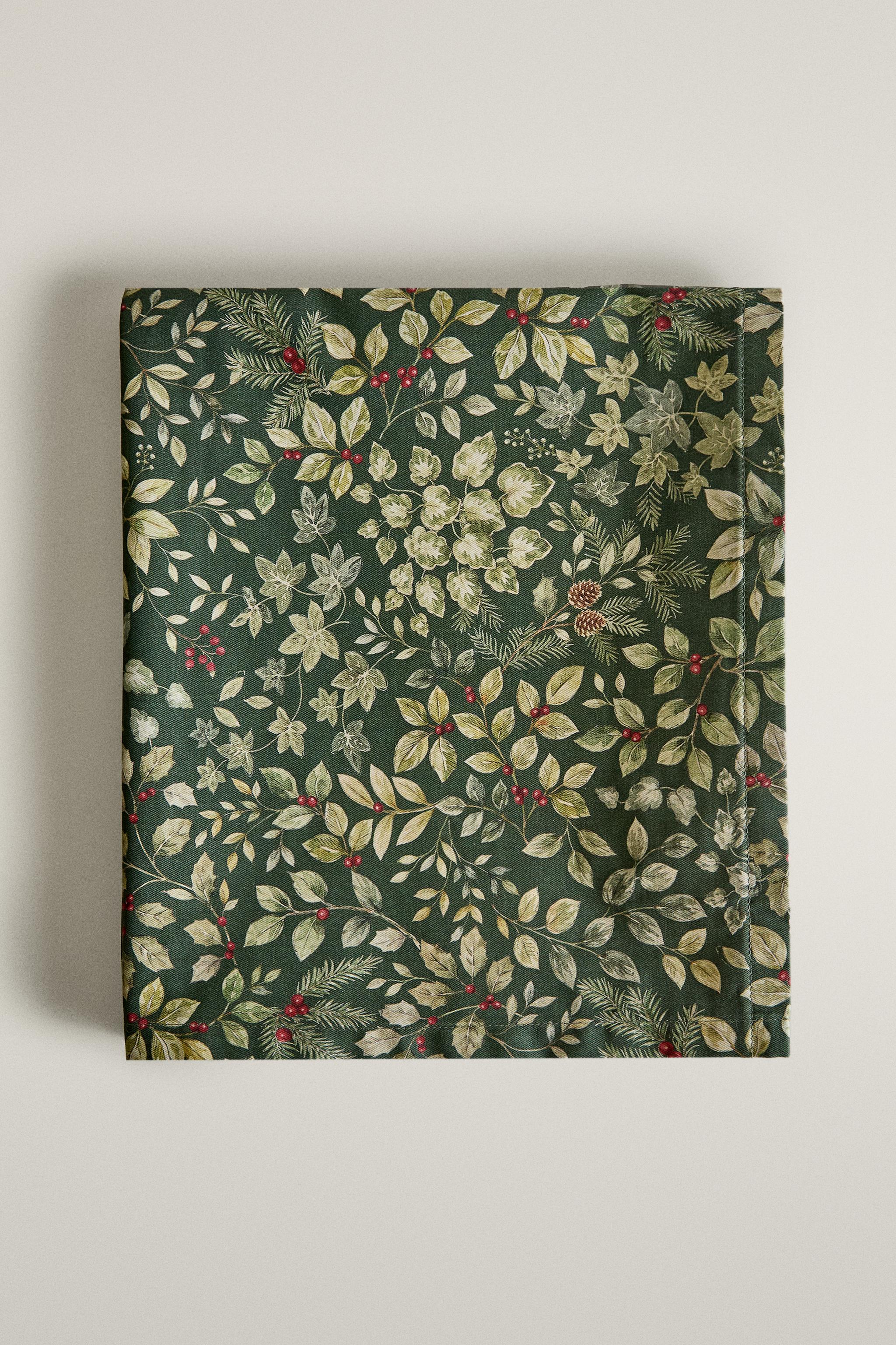 RESIN COTTON LEAF CHRISTMAS TABLECLOTH