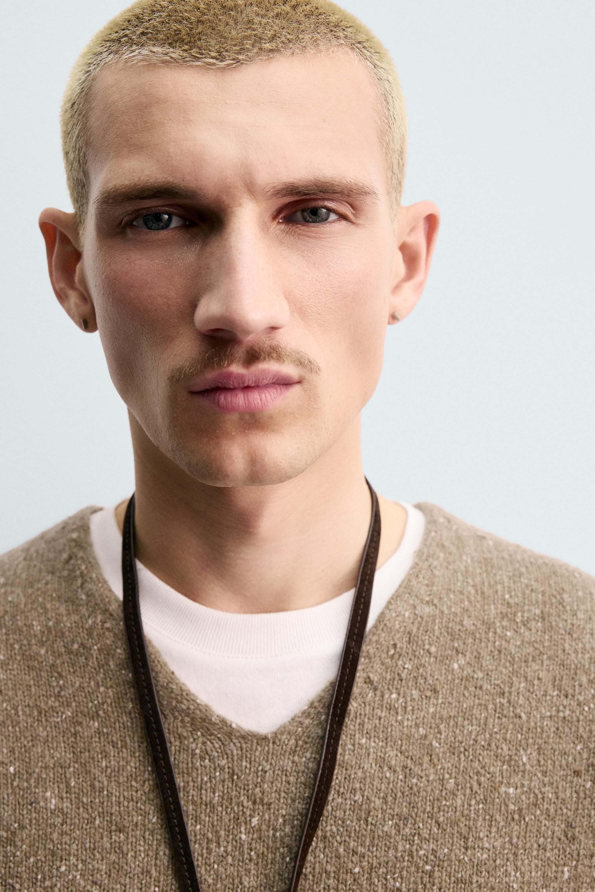 ORIGINS FLECKED KNIT VEST