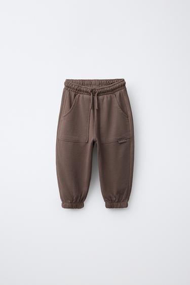 JOGGER GARMENT DYE GALTZAK ETIKETAREKIN - Aran kolorea, Zara-rena