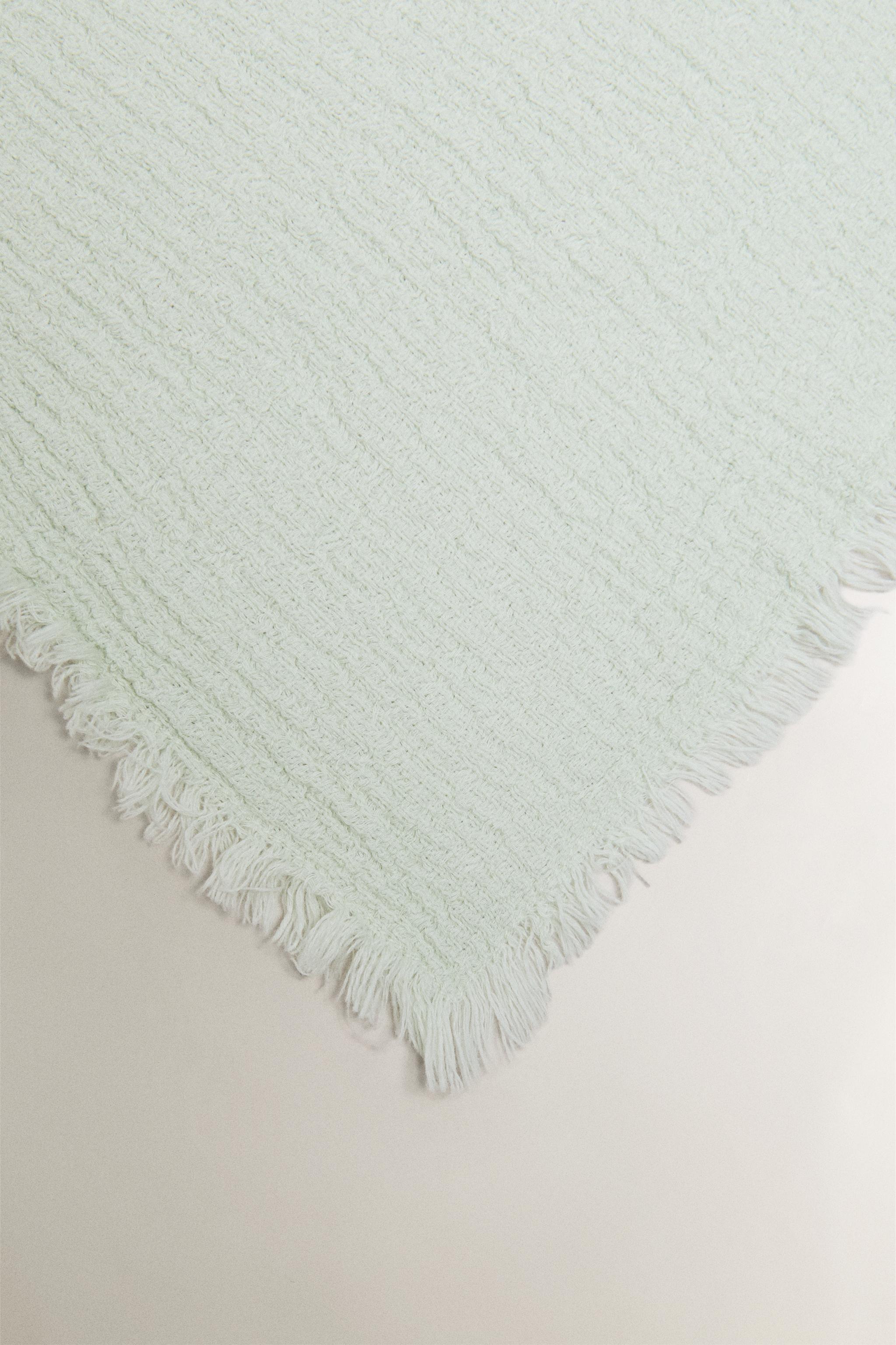 COTTON BLANKET WITH FRINGING — Washed green