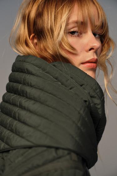 PUFFER JACKET WITH DETACHABLE SCARF - Dark khaki by Zara - Image 4