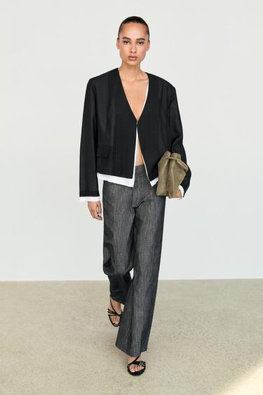 Zara Contrast double jacket for a complete look - Black