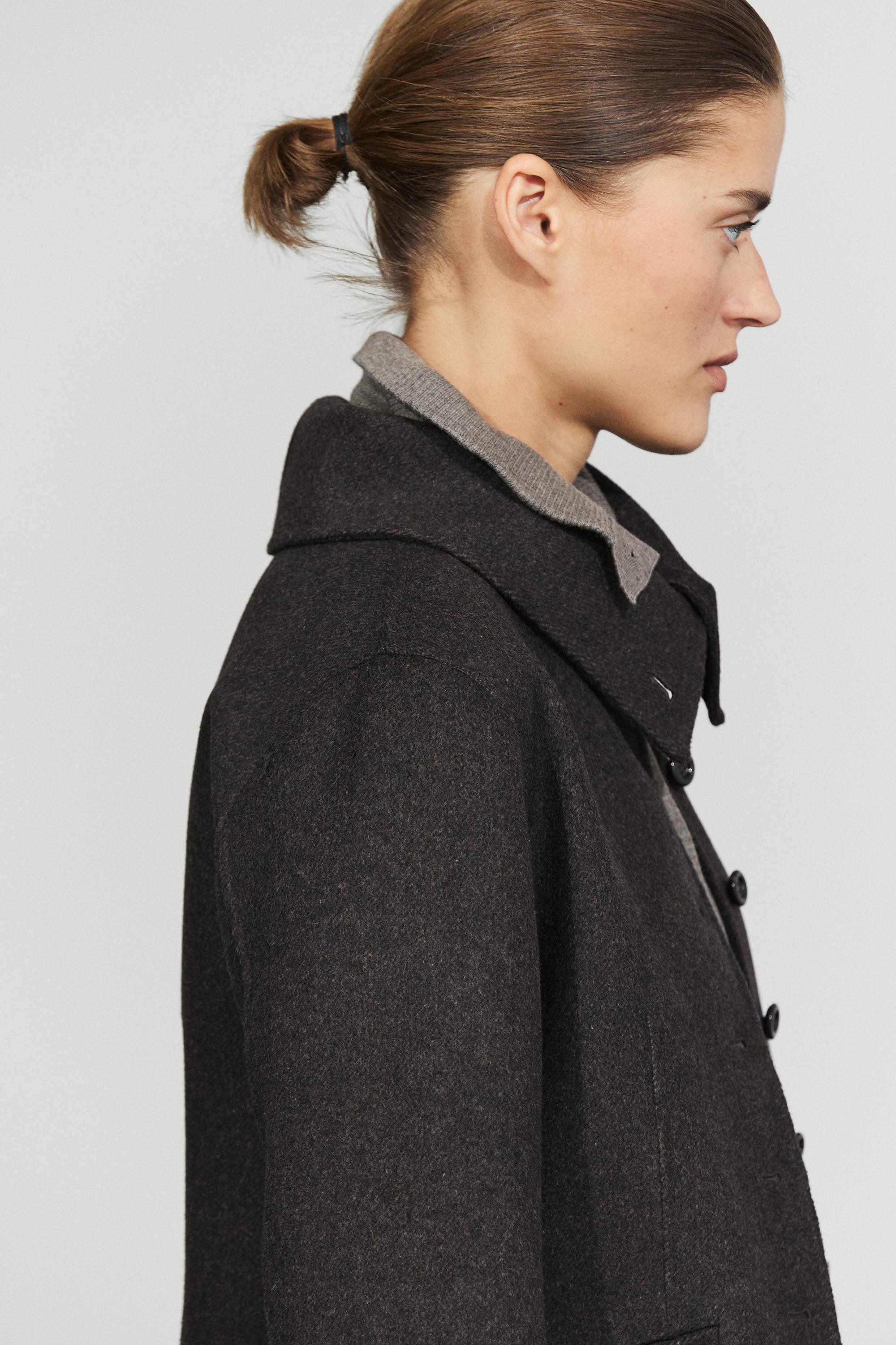 Veste courte à col montant