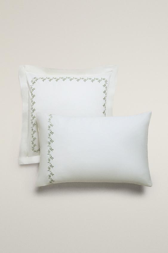 SATEEN PILLOWCASE WITH EMBROIDERED LEAVES - Green by Zara - Image 0