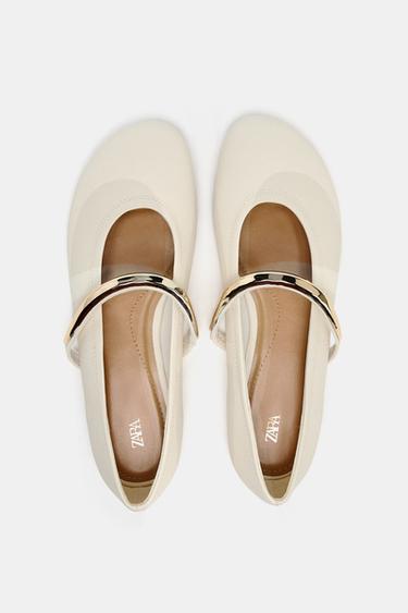 BALLERINAS WITH METAL STRAP - White by Zara