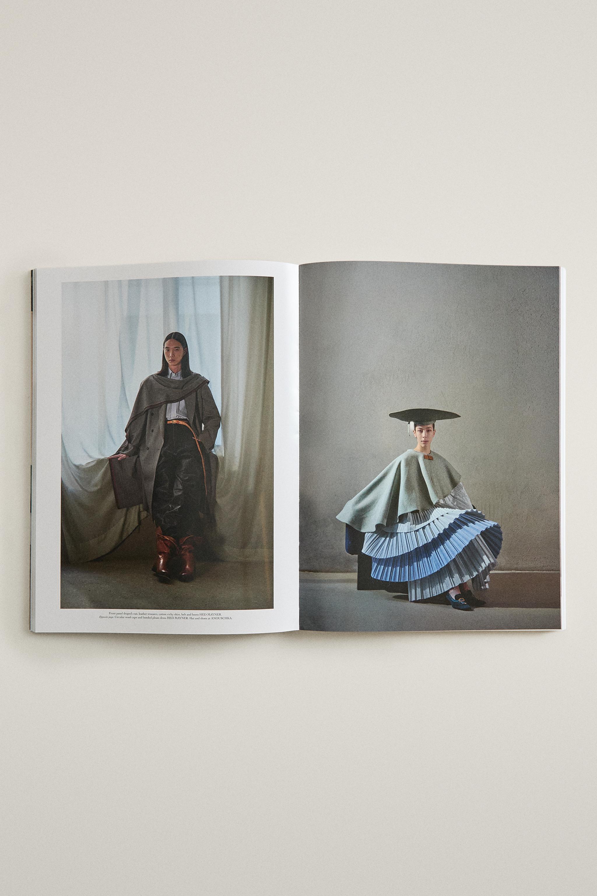 ENCENS N55 MAGAZINE (ENGLISH) - Black / Fuchsia | ZARA United States