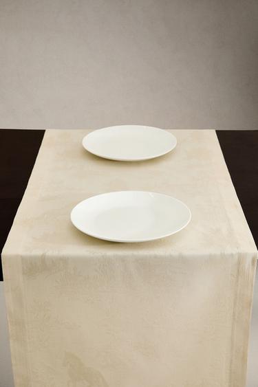 JACQUARD HORSE TABLE RUNNER - Beige by Zara - Image 1
