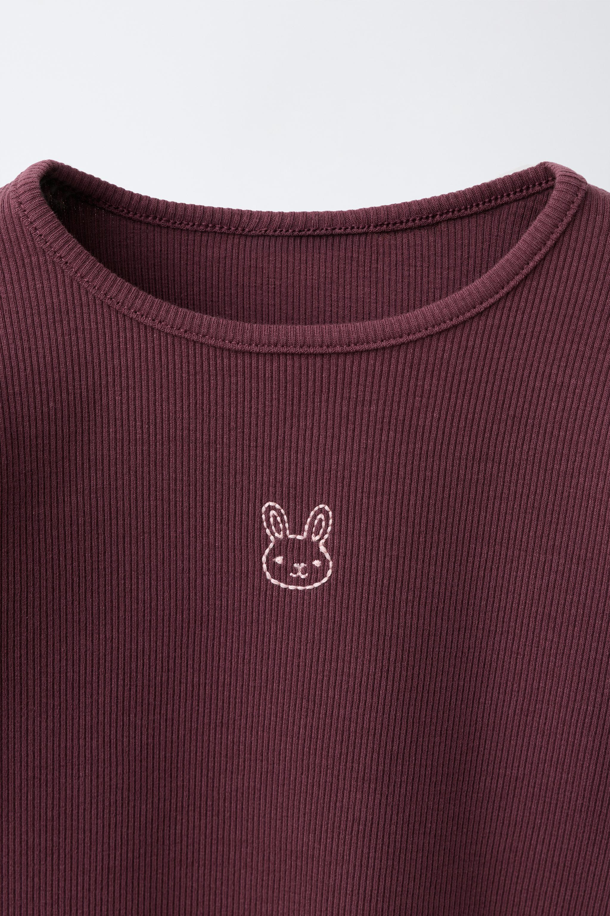 T-SHIRT CÔTELÉ BRODÉ