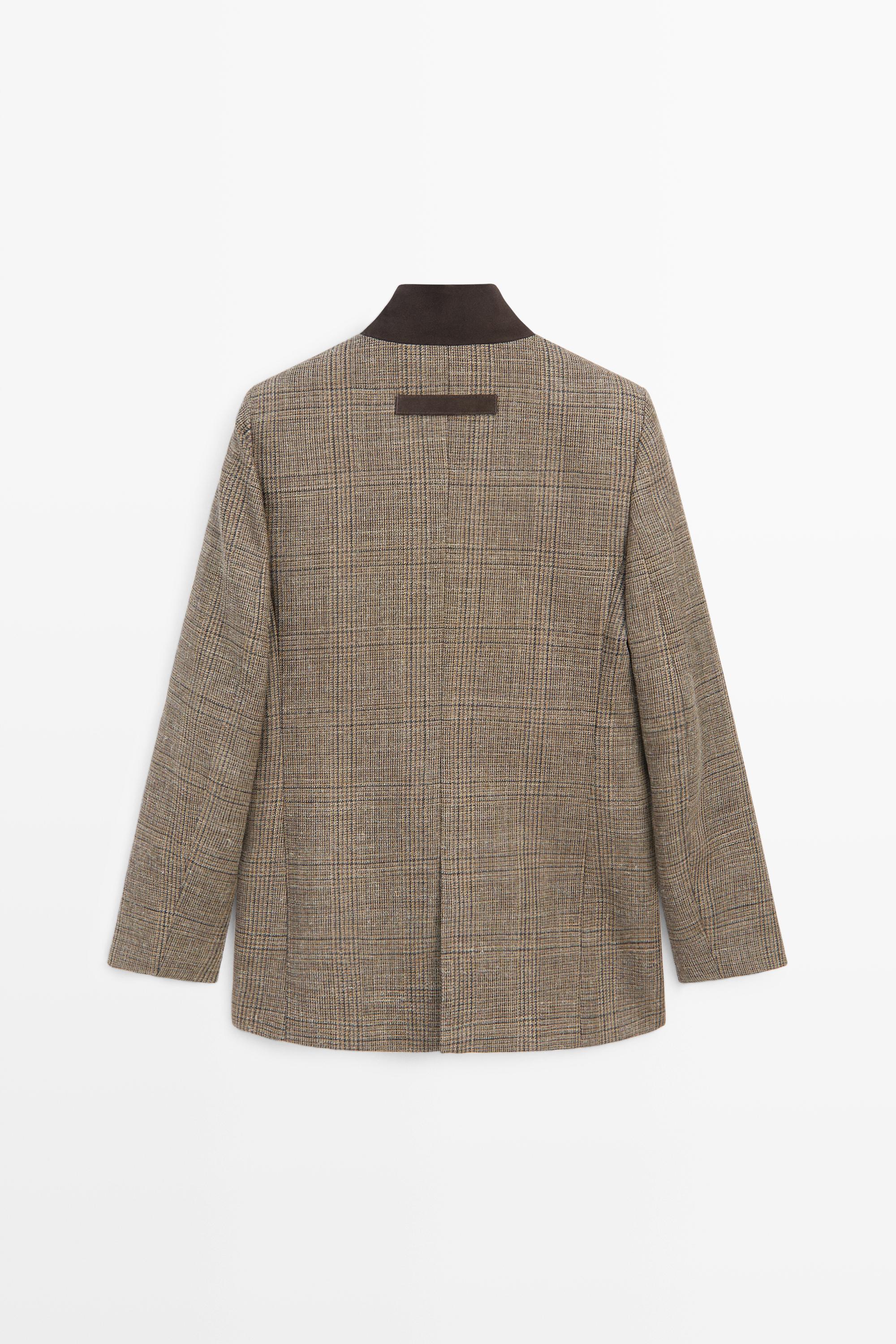 Checked blazer with contrast collar