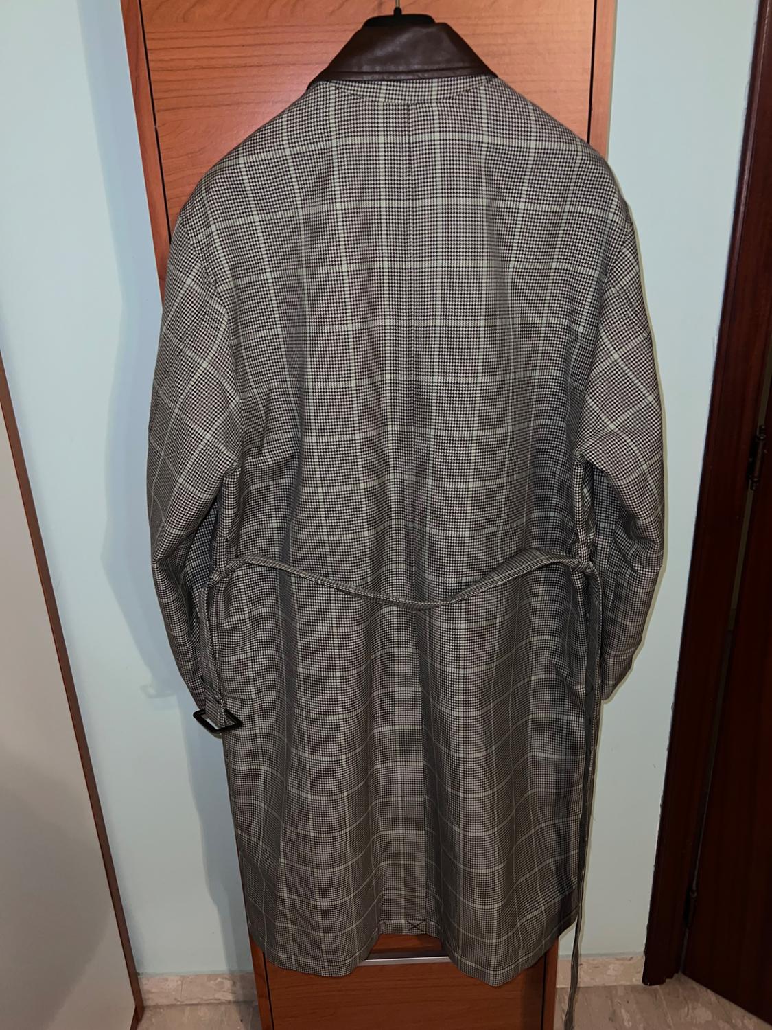 LIMITED EDITION CHECK TRENCH COAT WITH LEATHER DETAIL - Image 8