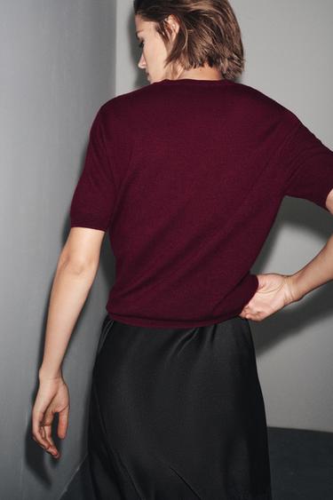 PULL EN MAILLE 100% LAINE MANCHES COURTES - Vin de Zara - Image 2