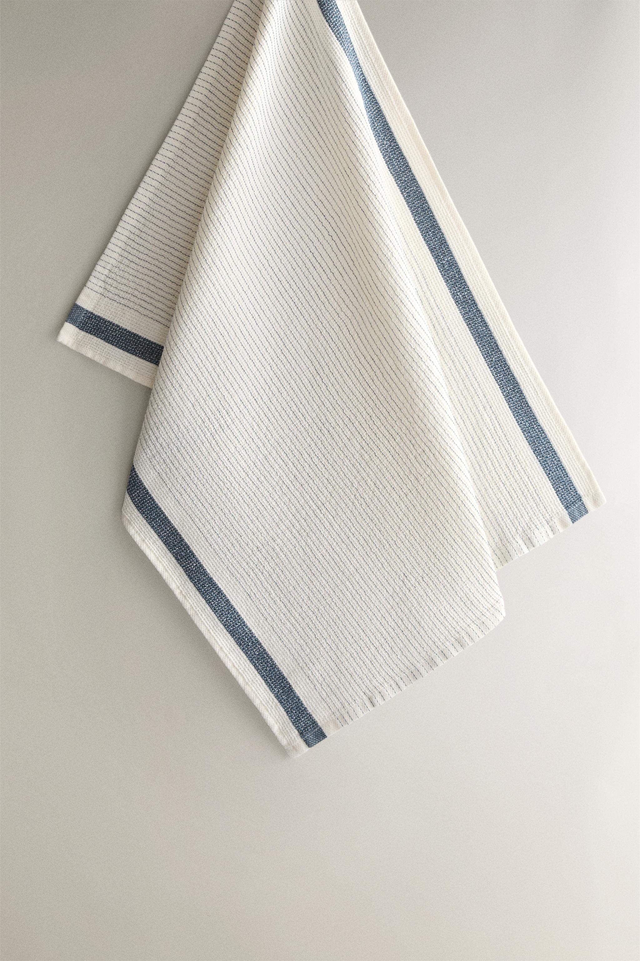 WAFFLE KITCHEN TOWEL — Light beige