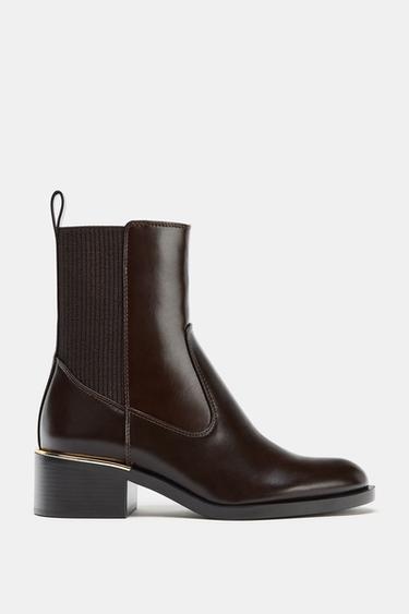 LOW-HEEL ANKLE BOOTS WITH METAL DETAIL - Brown by Zara