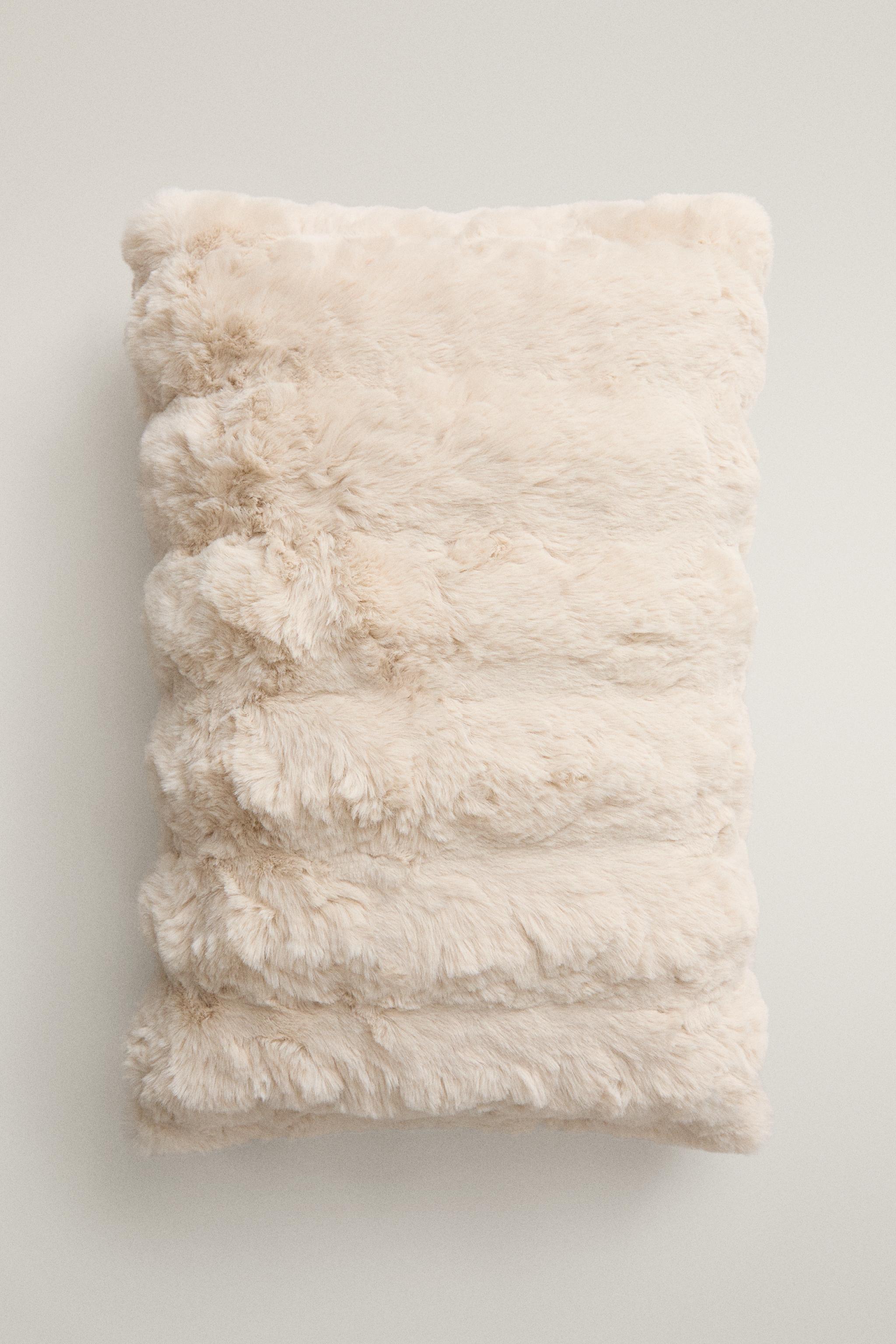 HOUSSE DE COUSSIN FOURRURE