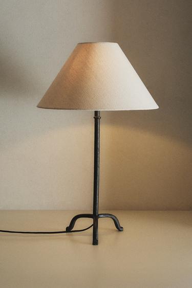 TABLE LAMP WITH TRIPOD BASE - Black by Zara