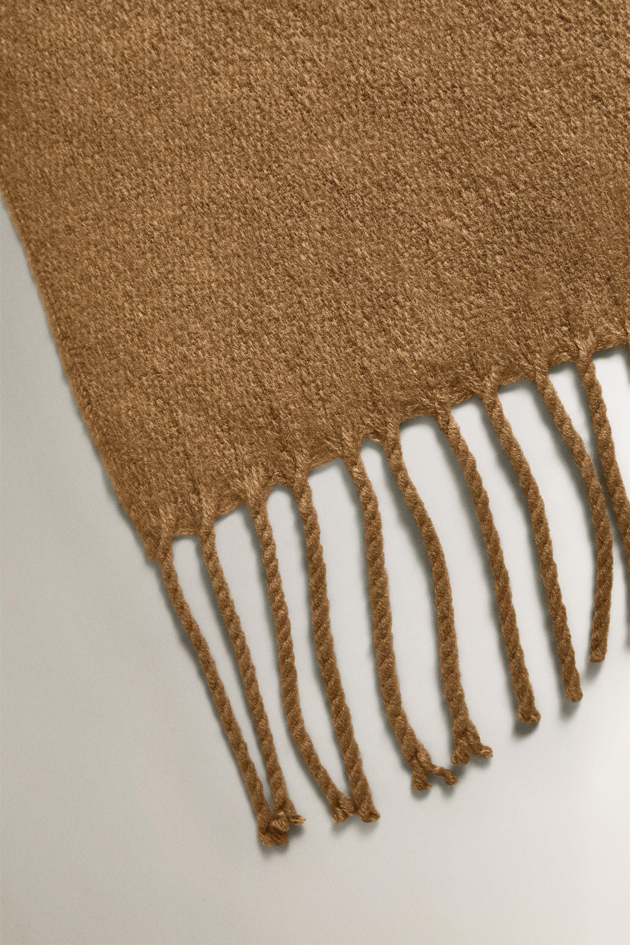 COUVERTURE DÉCORATIVE FRANGES