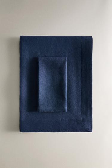 COLOURED WASHED LINEN TABLECLOTH - Blue by Zara