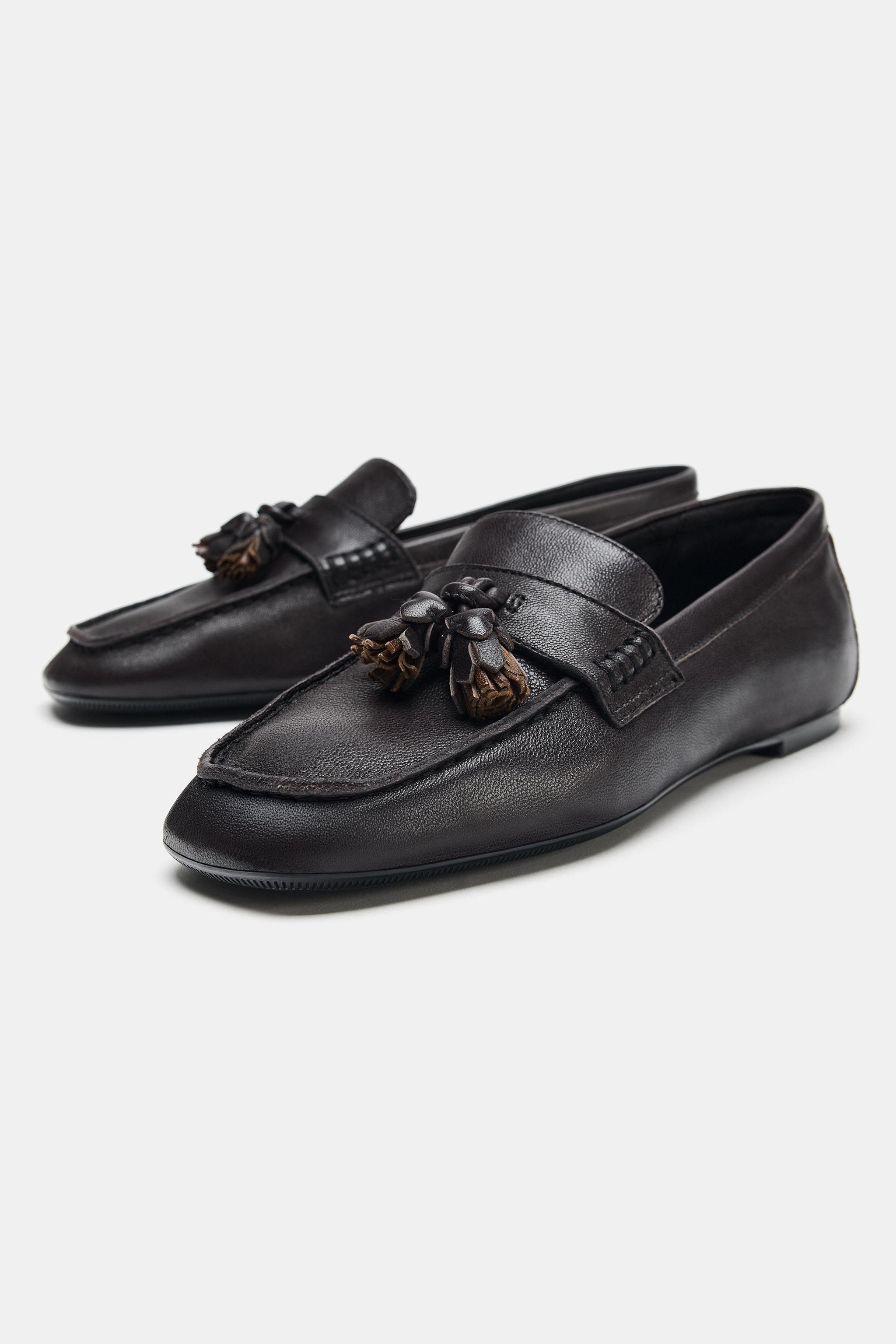 LEATHER TASSEL LOAFERS