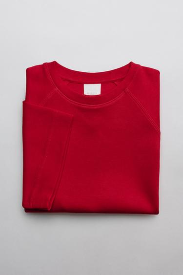 BASIC-T-SHIRT MIT RAGLANÄRMELN - Rot von Zara