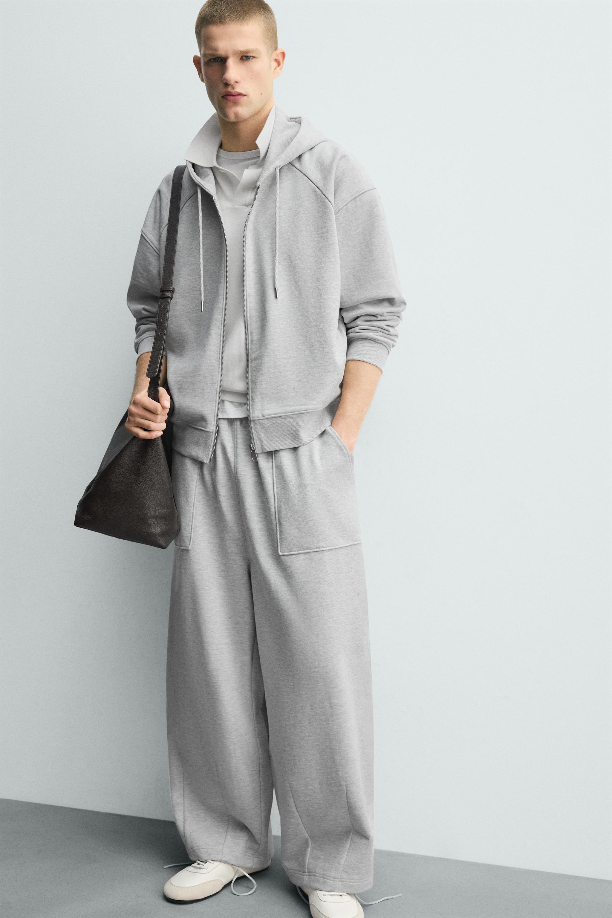 PANTALON DE JOGGING COUPE BALLON AVEC PIÈCE