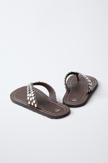 SANDALES À CLOUS - Marron de Zara - Image 4