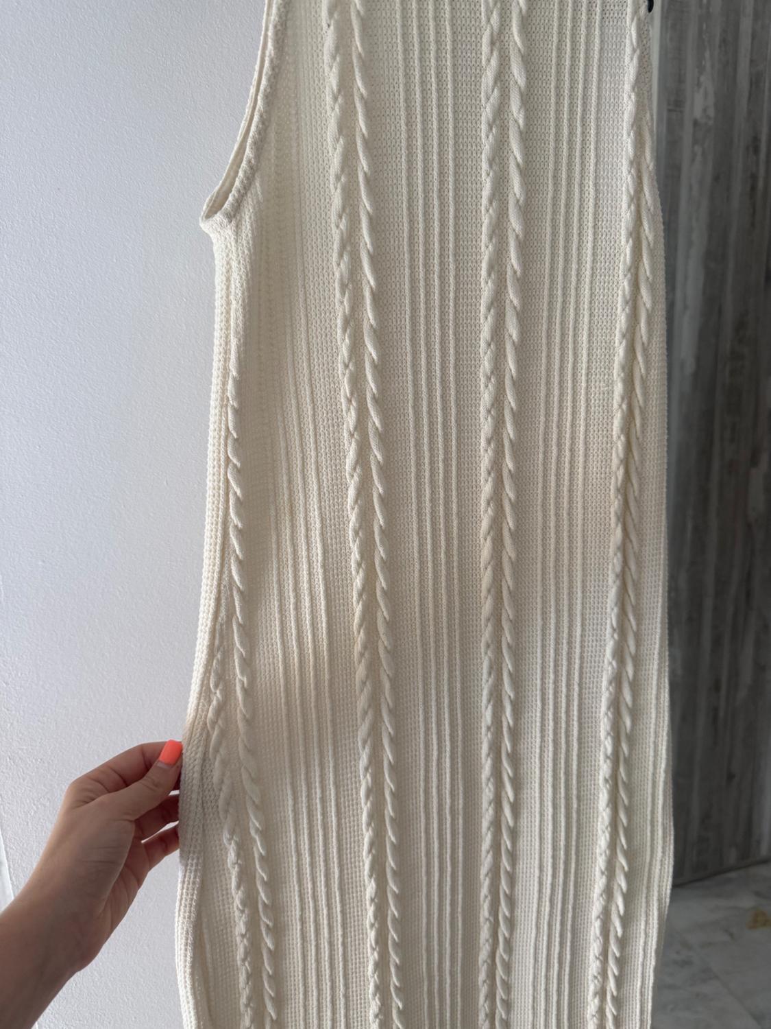 VESTIDO MIDI DE PUNTO BEIGE - Image 3