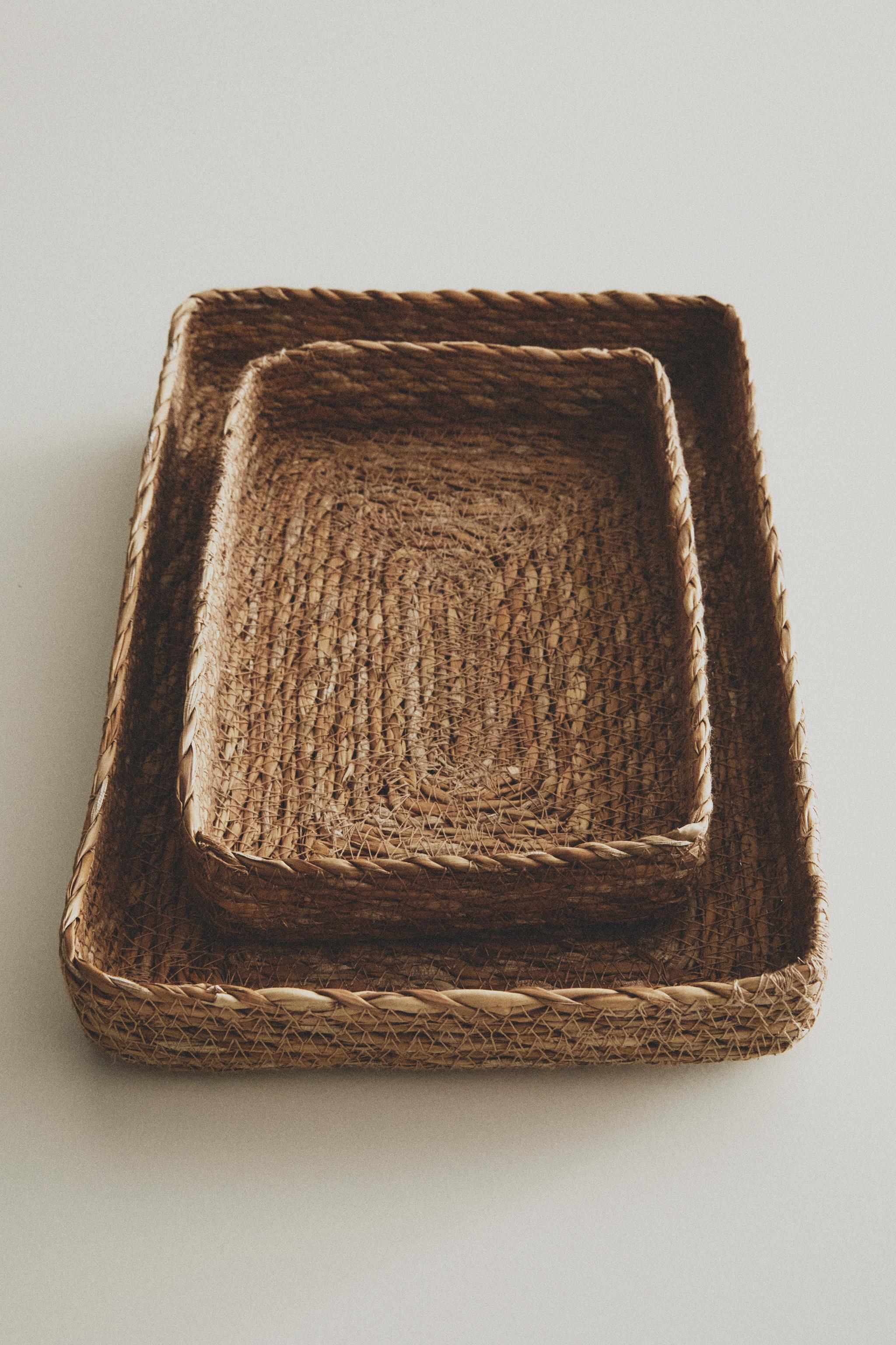 SEAGRASS TRAY BASKET
