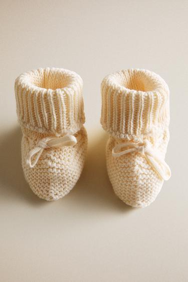 Zara BABY KNIT BOOTIES - Ecru