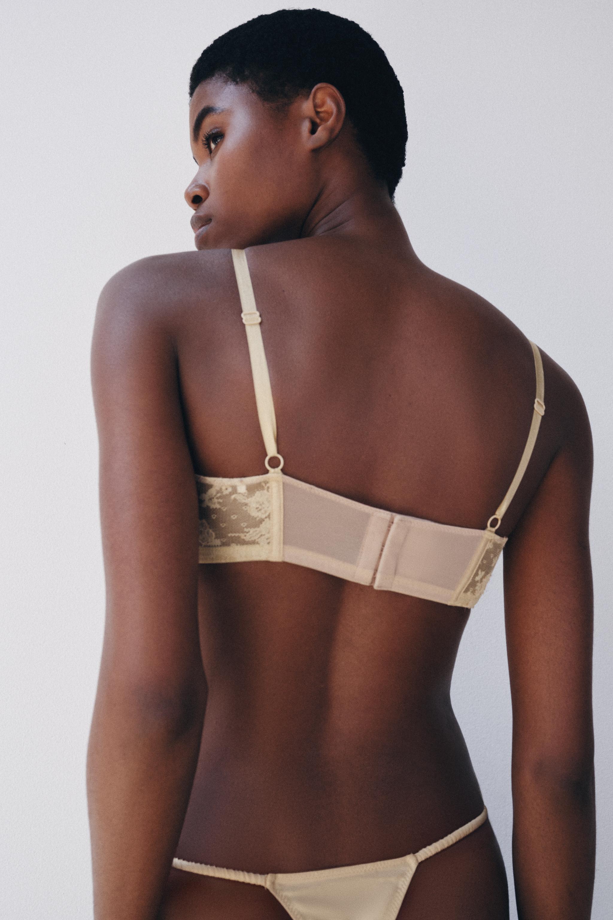 LACE BANDEAU BRA