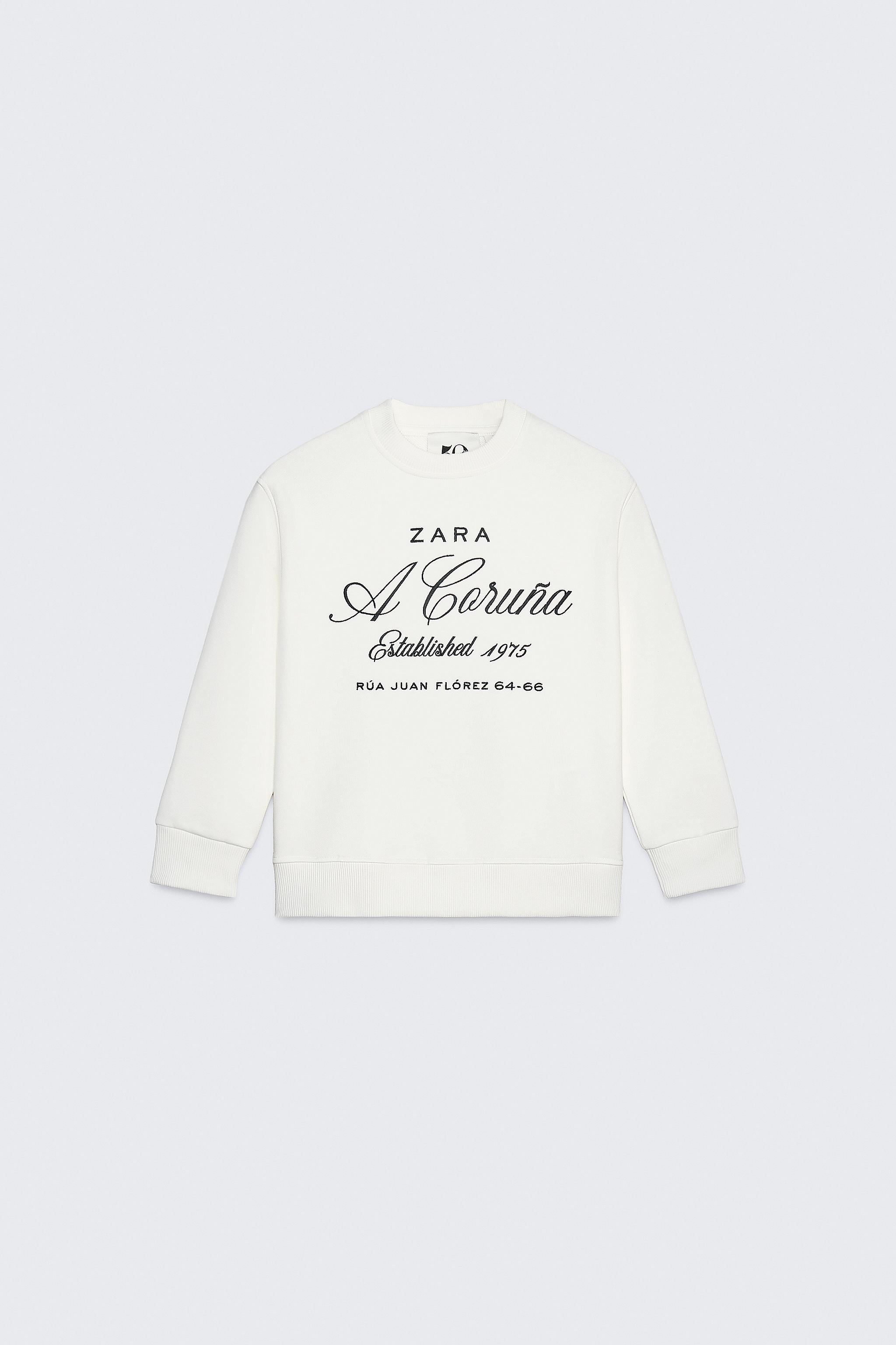 Suu様 50TH ANNIVERSARY EMBROIDERED TEXT SWEATSHIRT - Oyster-white
