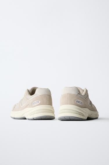BASKET SPORTIVE À PIÈCES - Blanc écru de Zara - Image 7