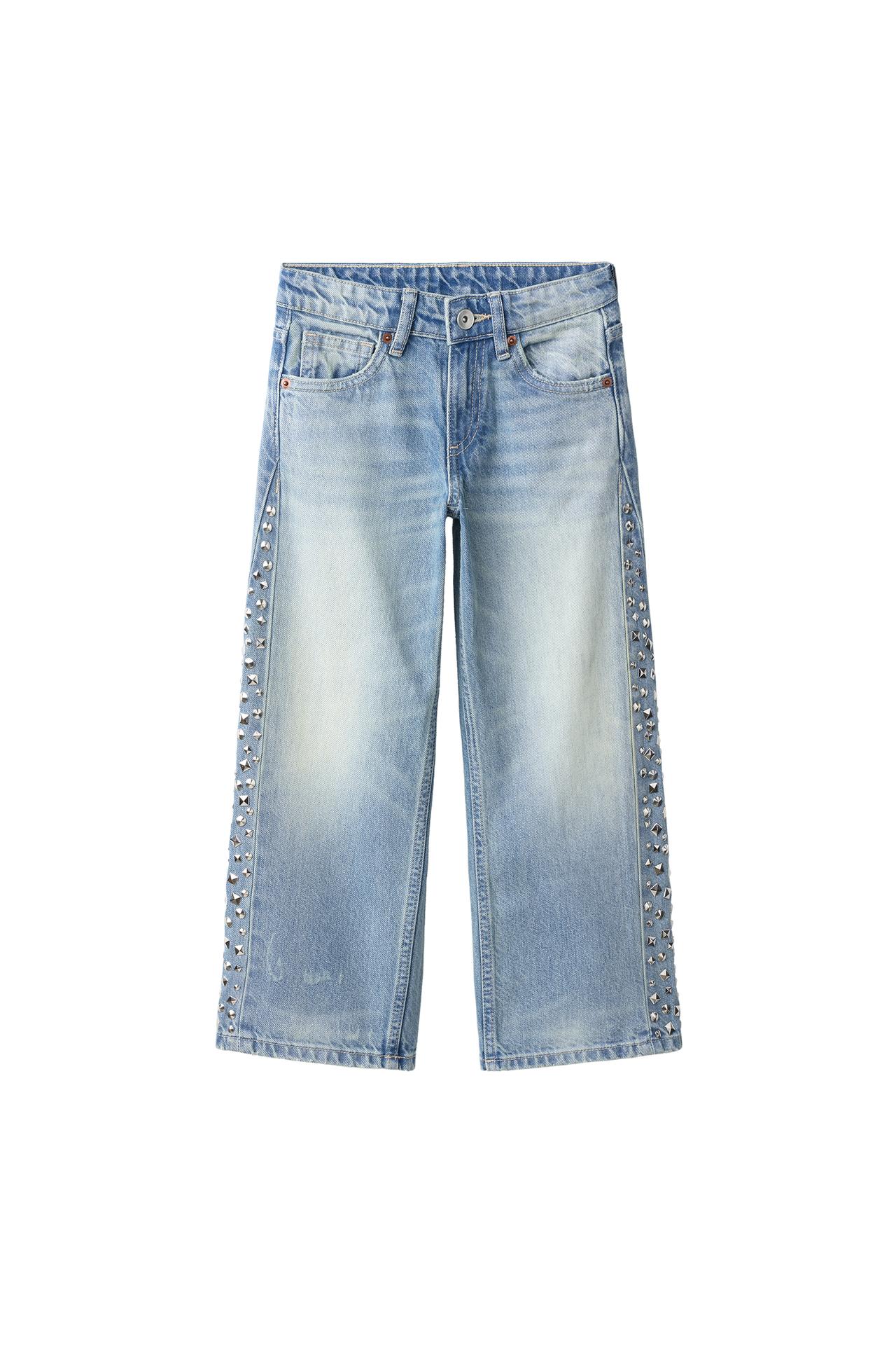 RIPPED FLARE JEANS WITH STUDS