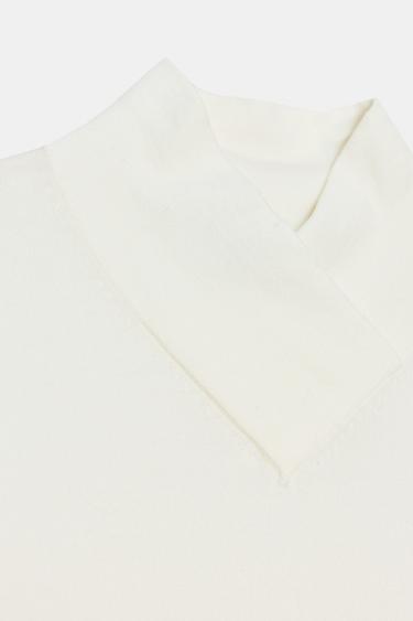 PULL EN MAILLE MÉLANGE LAINE COL MONTANT CROISÉ - Écru de Zara - Image 5