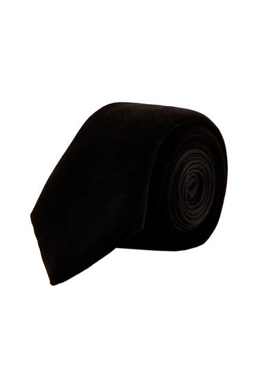 VELVET TIE