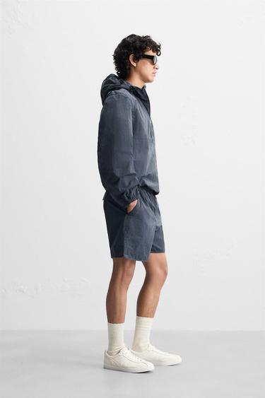 BLOUSON TECHNIQUE À CAPUCHE - Indigo clair de Zara - Image 3