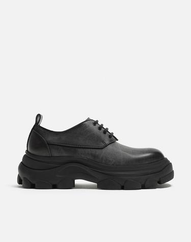 SAPATO COM VOLUME - Preto da Zara
