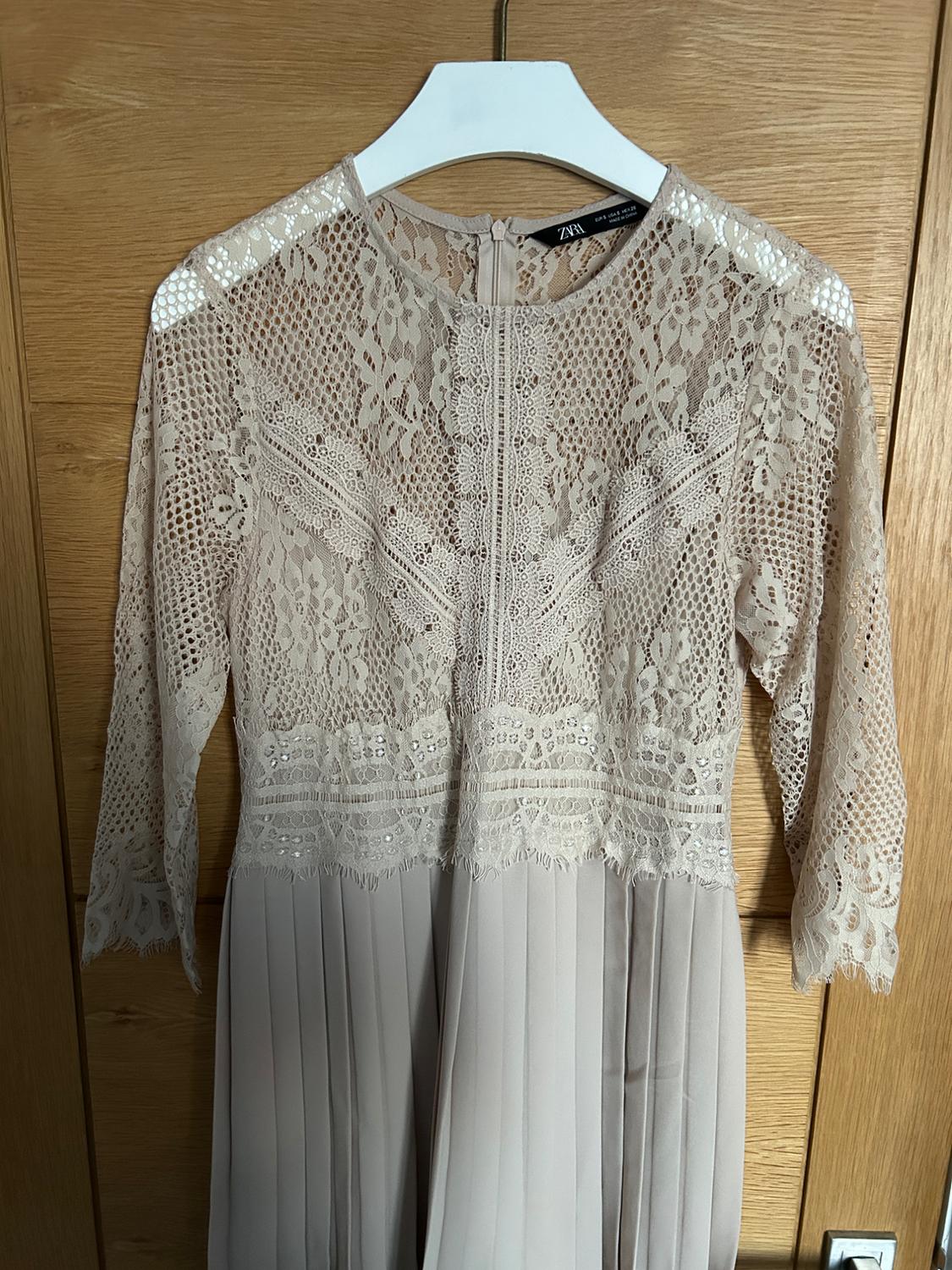 CONTRAST PLEATED DRESS - Image 2