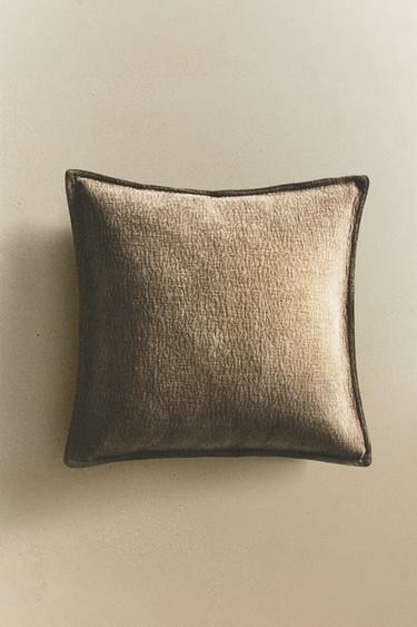 Zaras KUDDFODRAL MED STRUKTUR - Mörkt beige