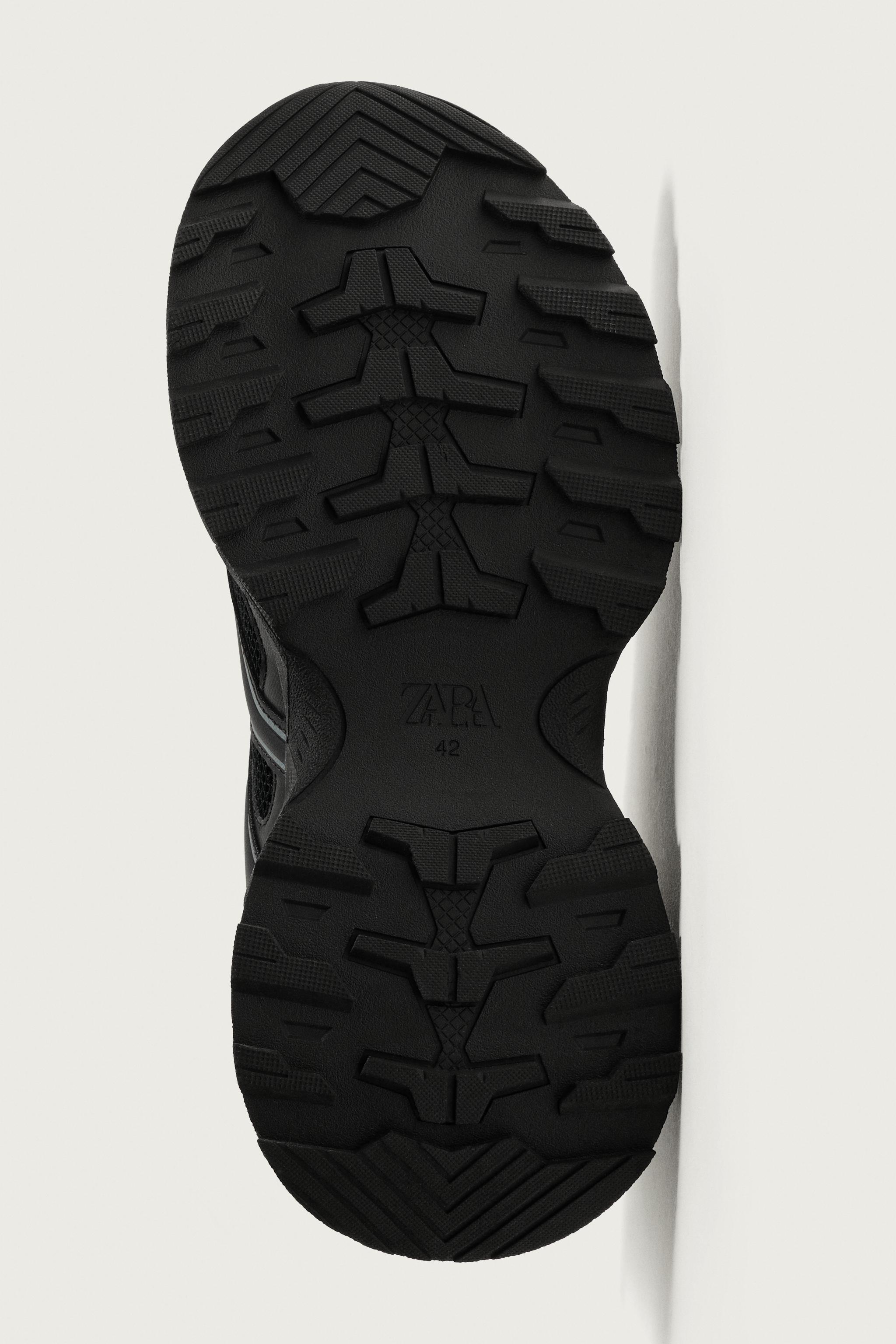 チャンキーソールスニーカー - ブラック | ZARA Japan / 日本