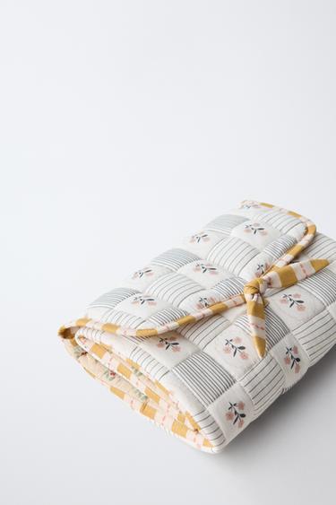 QUILTED MATERNITY CHANGING MAT - Multicoloured by Zara - Image 2