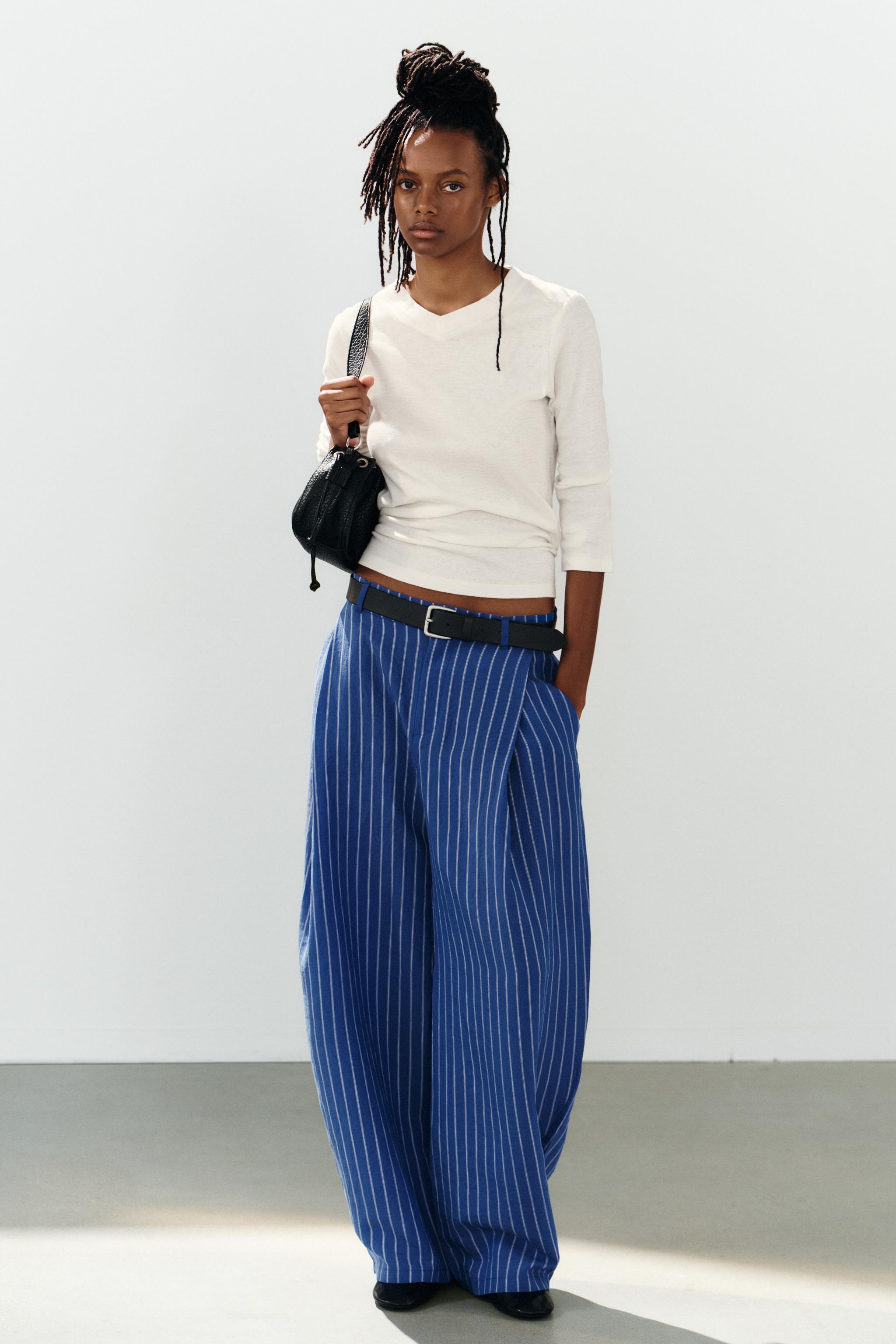 FLOWY PLEATED PANTS — Bluish