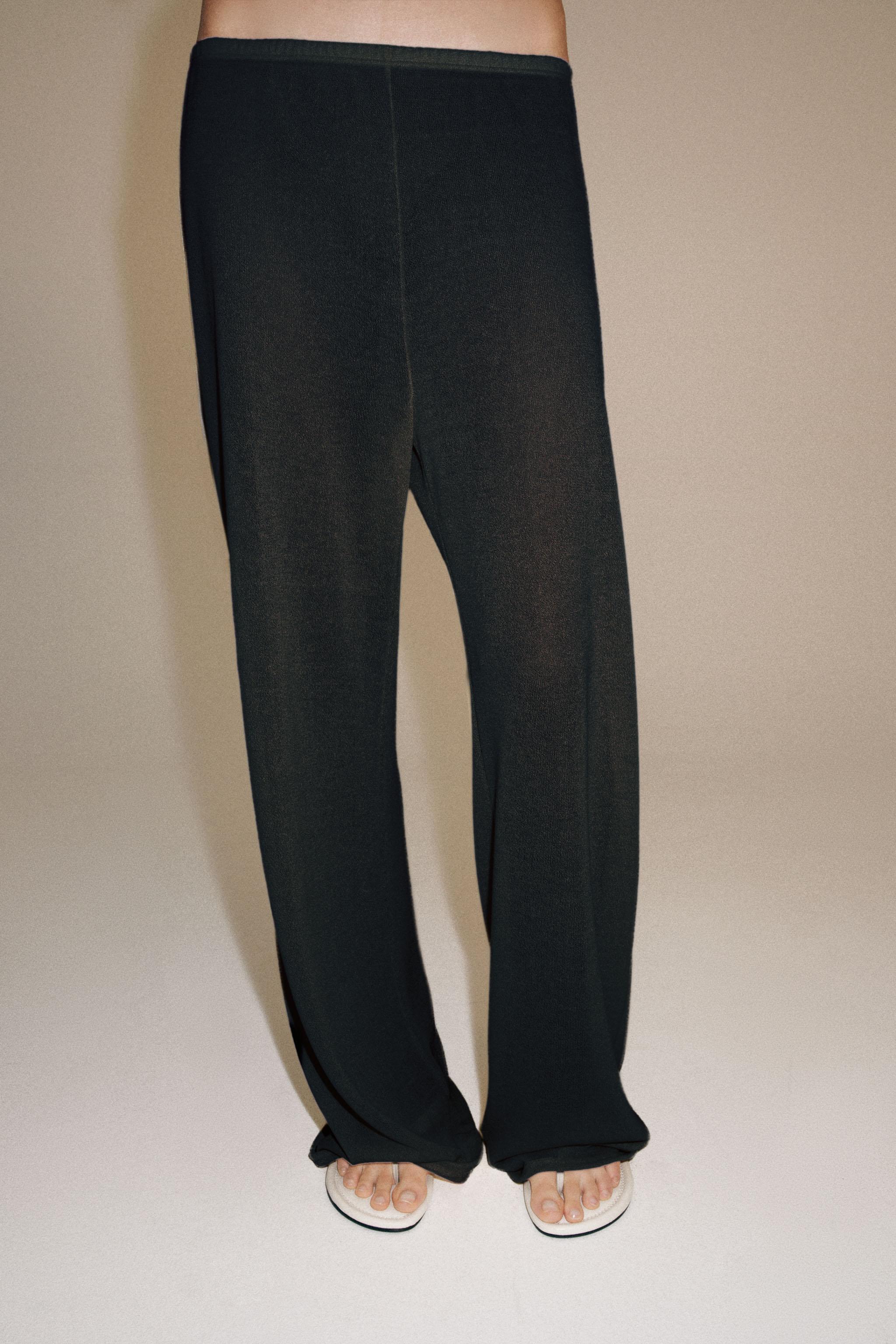 STRAIGHT LEG PANTS — Black