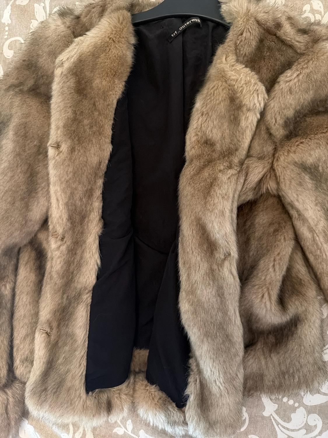 FAUX FUR JACKET - Image 3