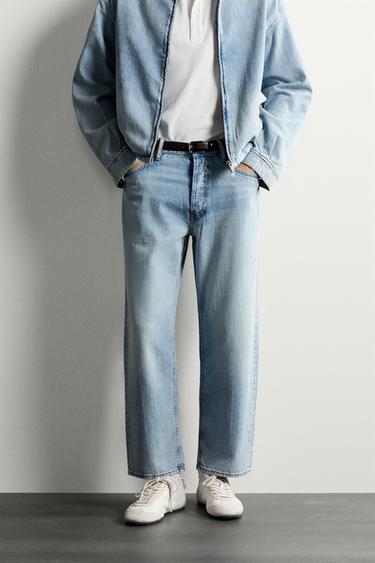 جينز خفيف بقصة Regular Cropped - أزرق فاتح الخاص بـ Zara