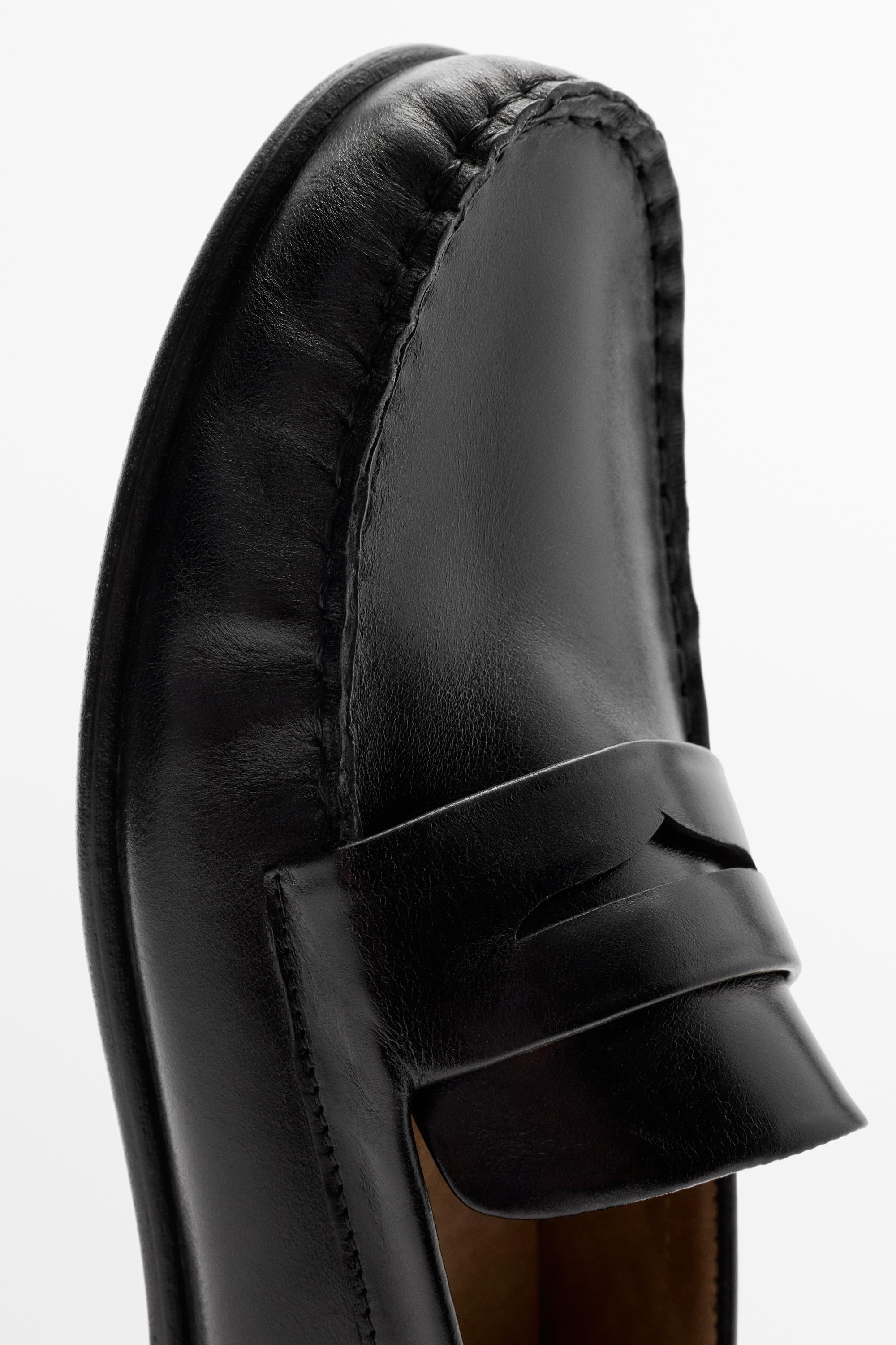 Leather penny loafer