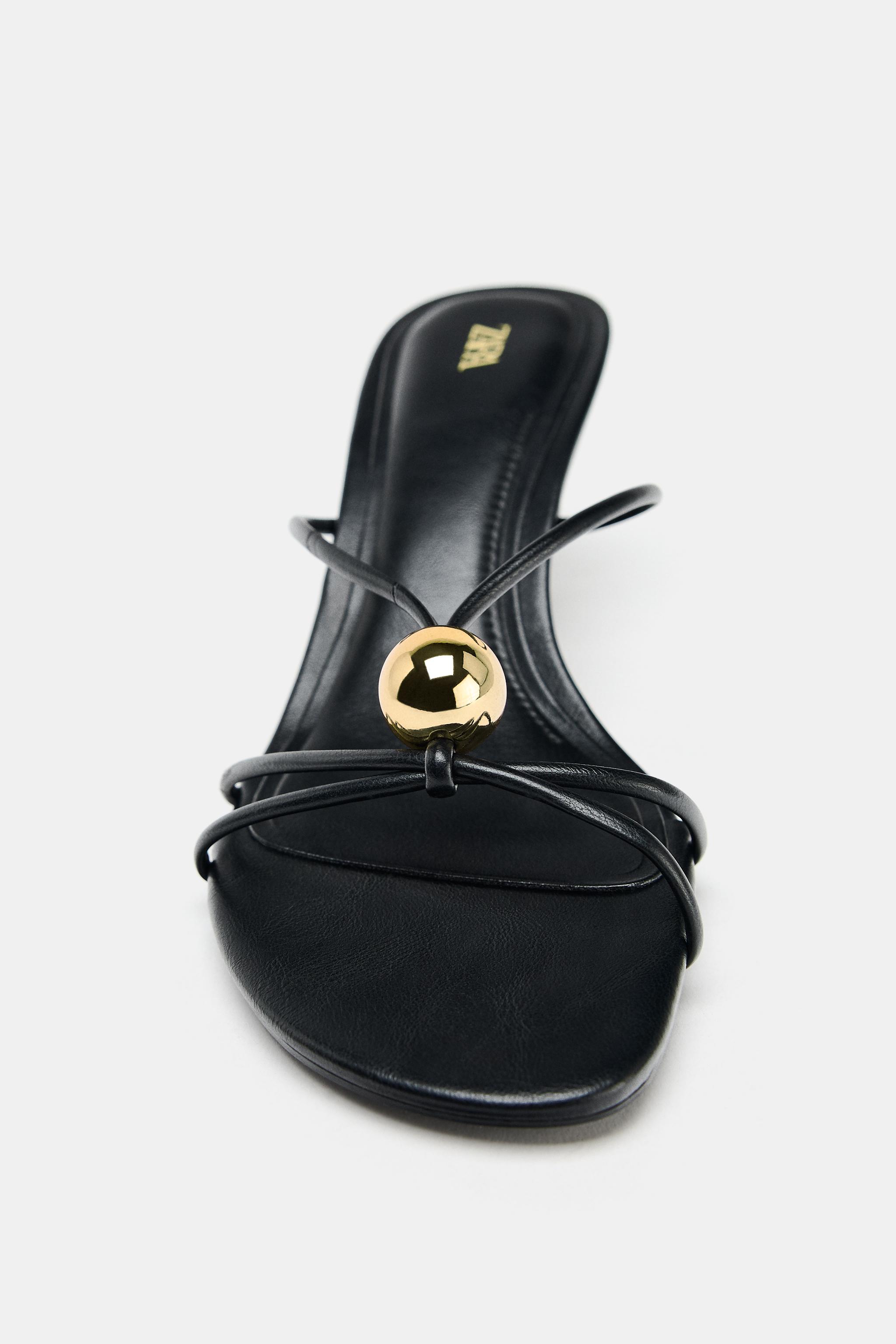 メタルディテールサンダル - ブラック | ZARA Japan / 日本